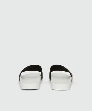Pool slides bianche e nere con macrologo MSGM