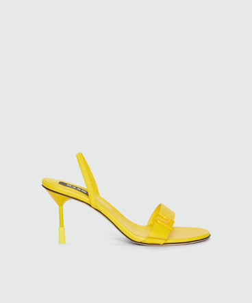 Yellow leather sandals with "TheMwave" detail