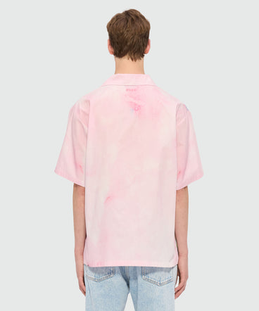 Pink poplin bowling shirt with "The White Rabbit" print