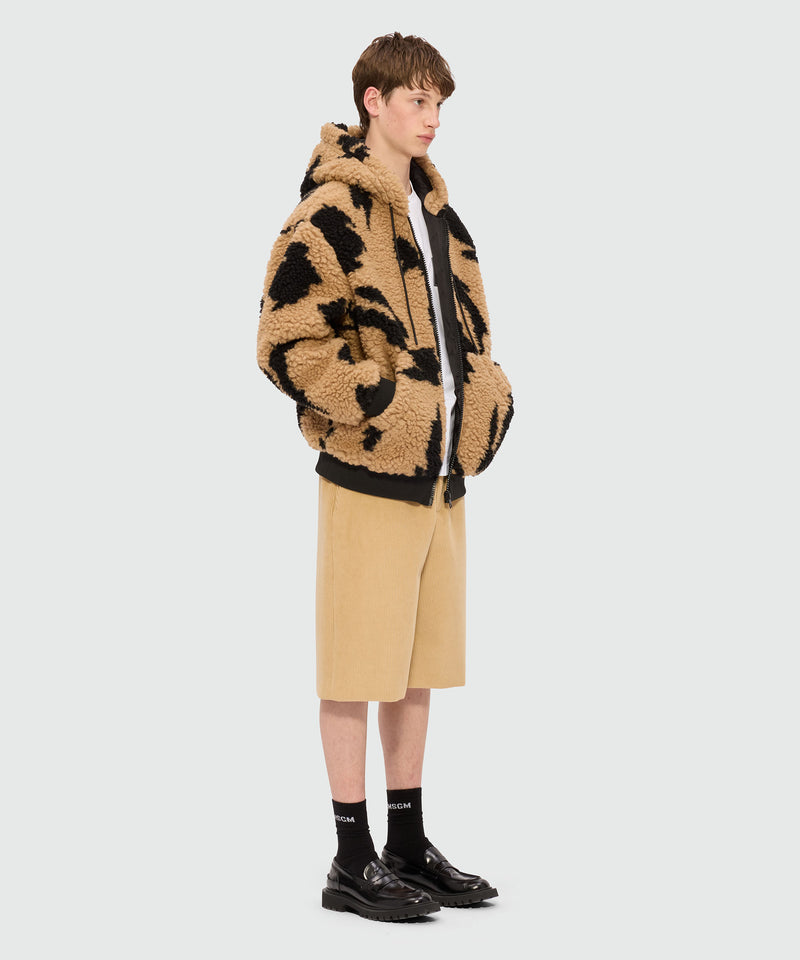 Giubbino beige in teddy con motivo "Follow the rabbit®" 23 Uomo 