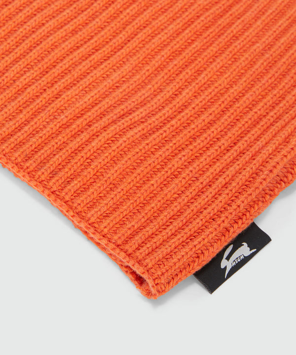 Scaldacollo arancione a coste con label MSGM