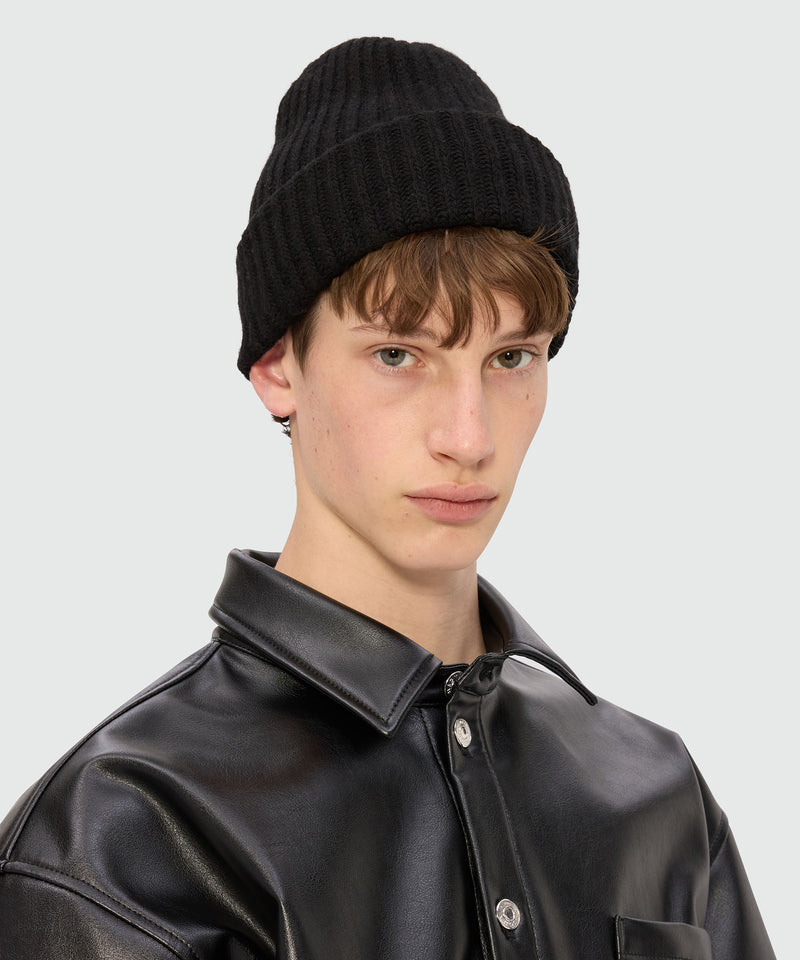 Black ribbed hat with MSGM label 99 Men 