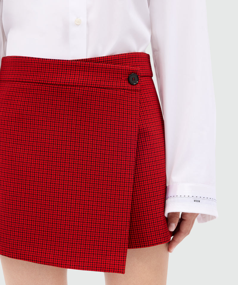 Red check wrap shorts 18 Women 