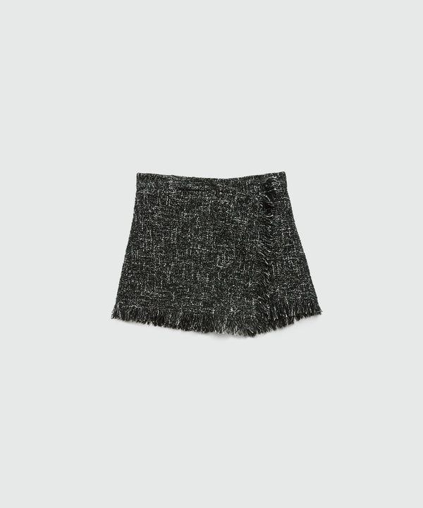 Black bouclé shorts with micro sequins