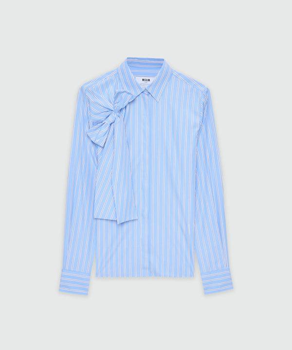 Light blue poplin shirt with bow detail