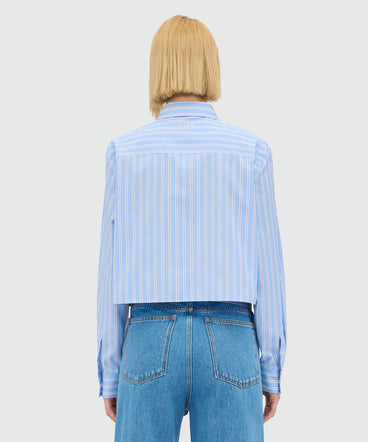 Light blue cropped poplin shirt with "Bunny" patch
