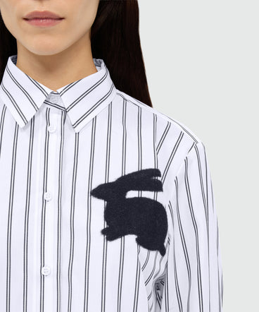 Camicia cropped bianca in popeline con patch "Bunny"