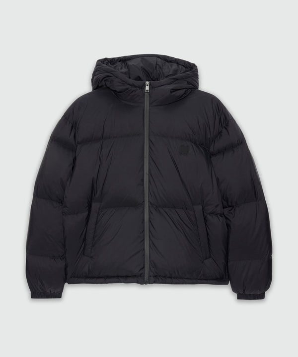 Short black down jacket in ripstop nylon