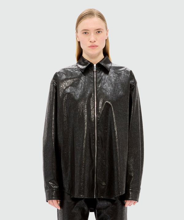 Black shirt in faux leather with a crackle effect