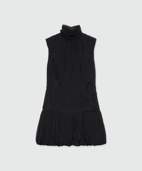 Short black poplin dress