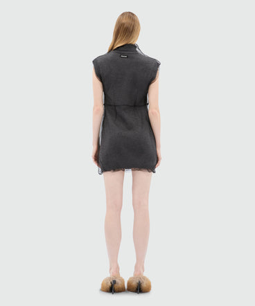 Short sleeveless anthracite knitted dress with tulle overlay