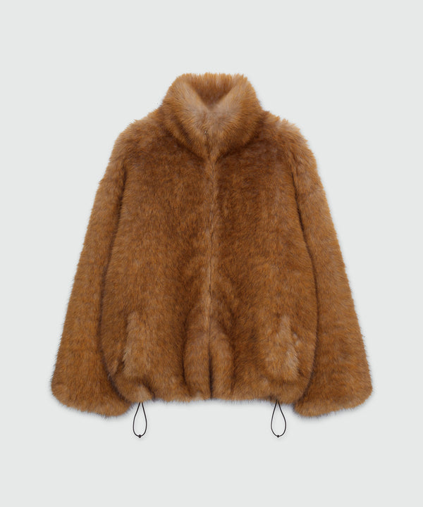 Cappotto corto beige in eco-pelliccia
