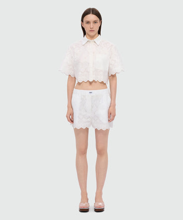 Off-white poplin Bermuda shorts with Sangallo embroidery and scalloped hem