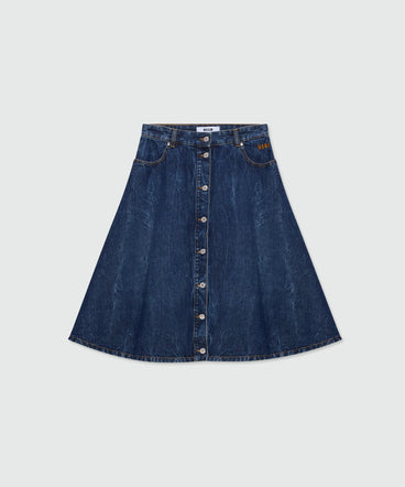 Raw denim skirt with front metal button fastening