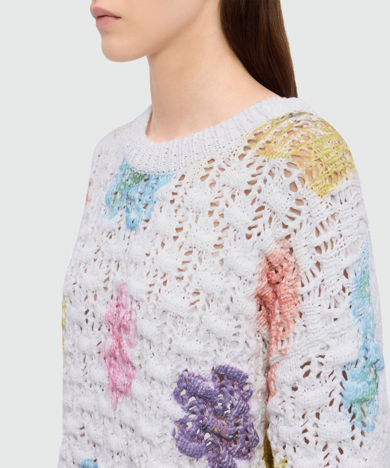 White crochet sweater with maxi floral print 02 Donna 