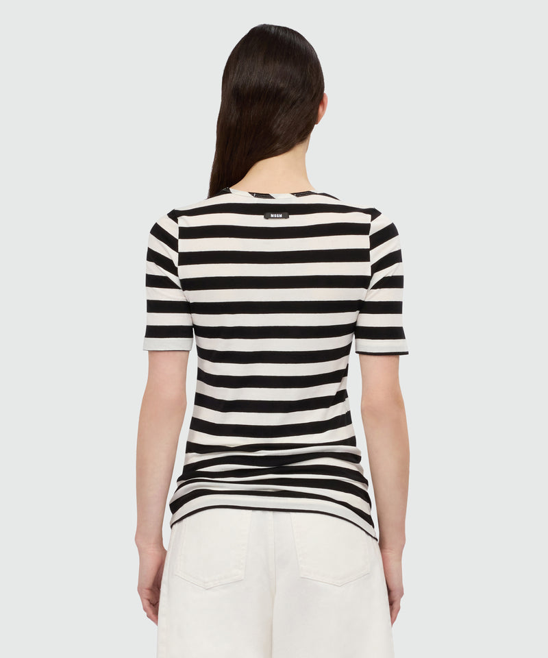 White and black striped cotton jersey T-shirt. 99 Donna 